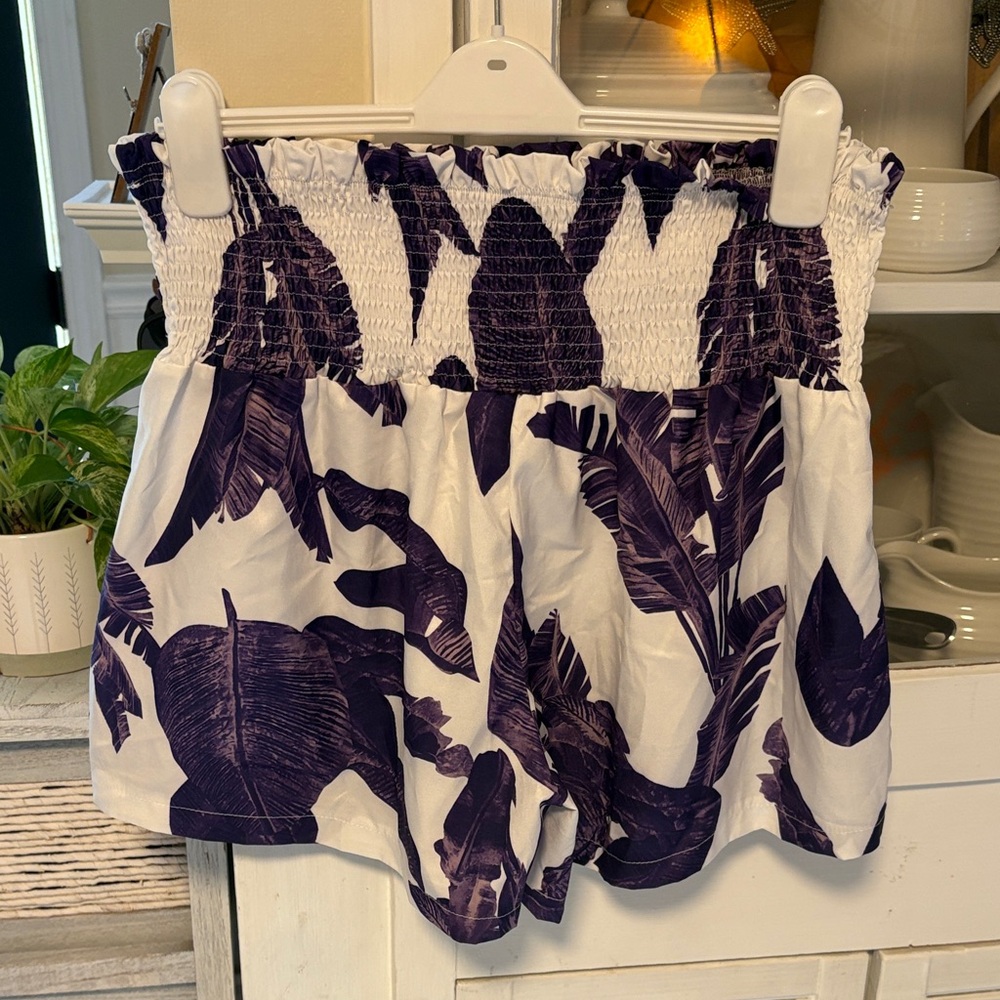 Women's Purple Leaf Print Shorts
